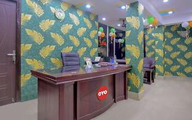 Alisha Lodge Asansol 4*